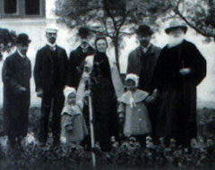 В.И.Экземплярский с братьями, сестрой с детьми и отцом